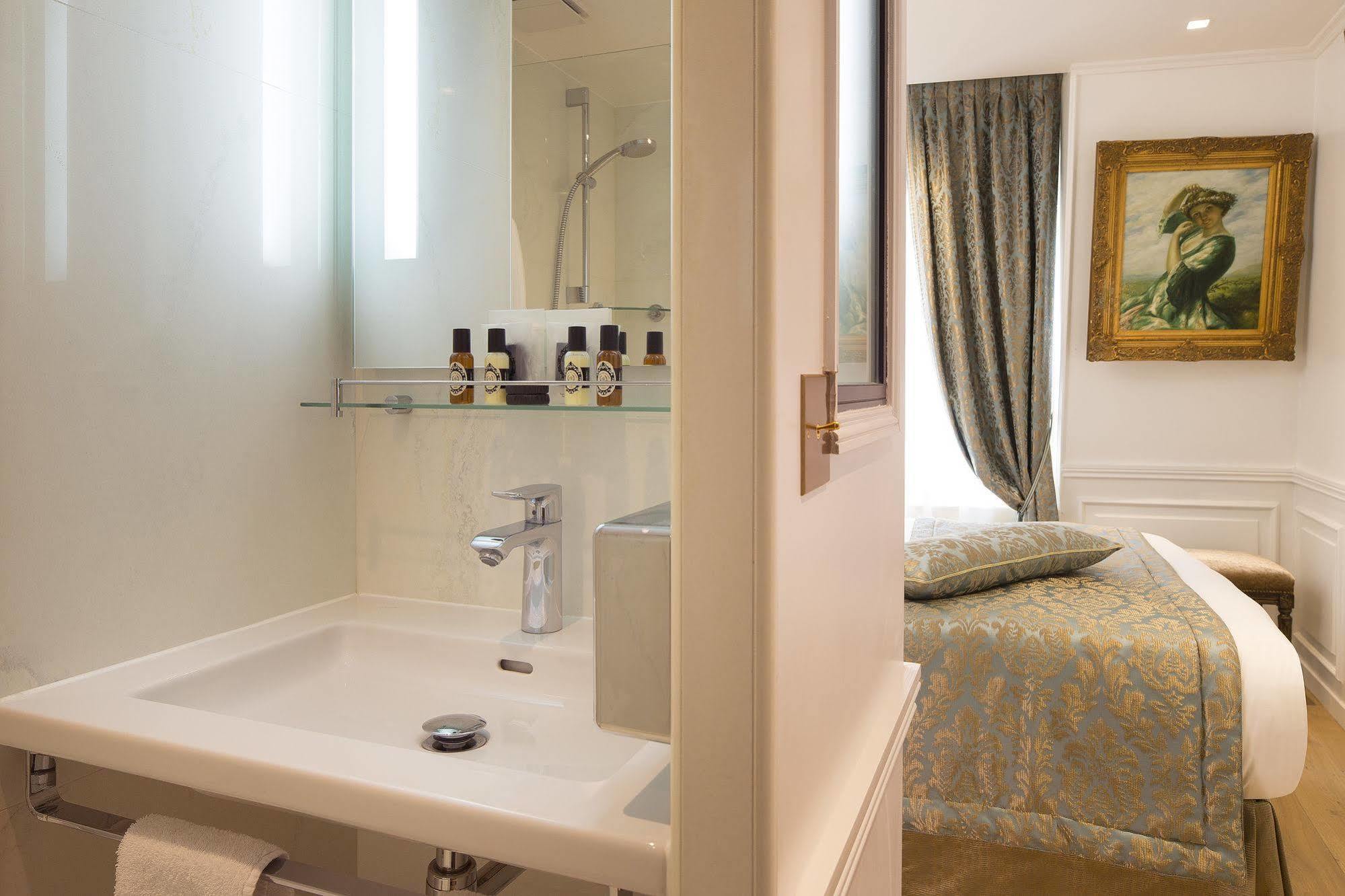 Academie Hotel Saint Germain Paris Exterior photo